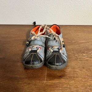 EYES Y2K Chunky Sneakers | EU 38 / US 7–7.5